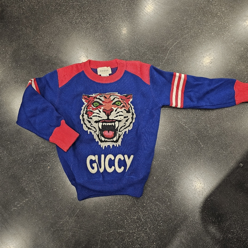 Gucci kids GUCCY sweater size 4 like new